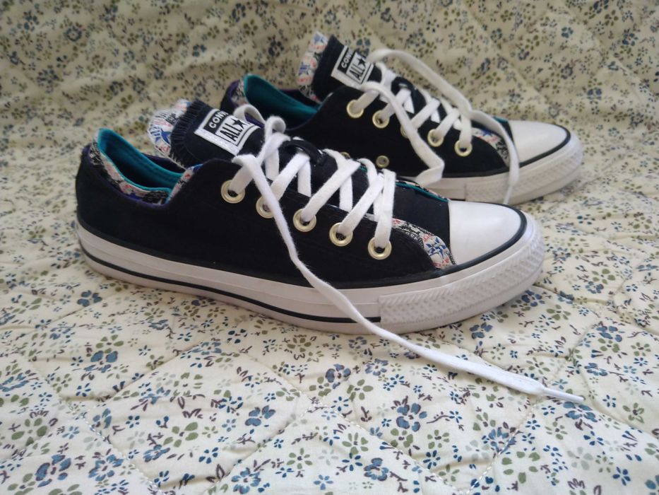 Converse - оригинални кецове номер 37.5