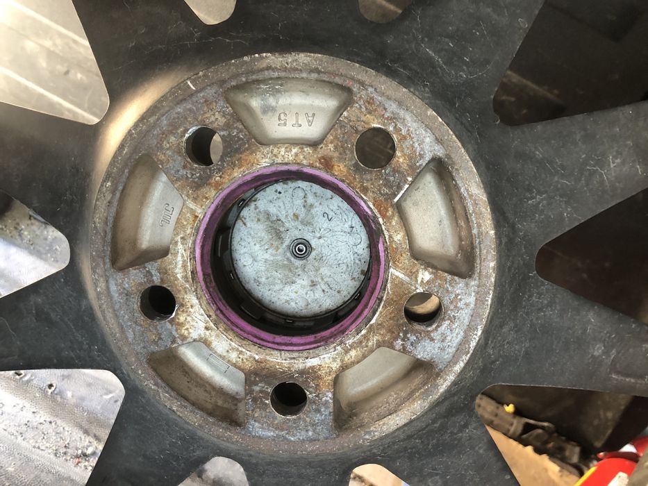 Джанти 22 с гуми за Mercedes