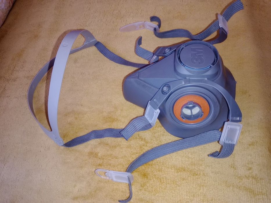 Респираторна полумаска 3М 6300