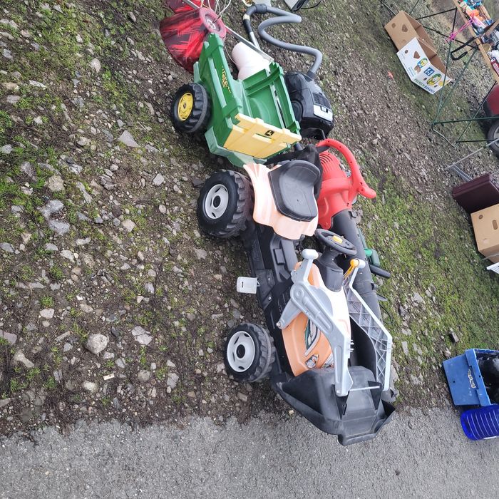 Tractor pt copii cu pedale