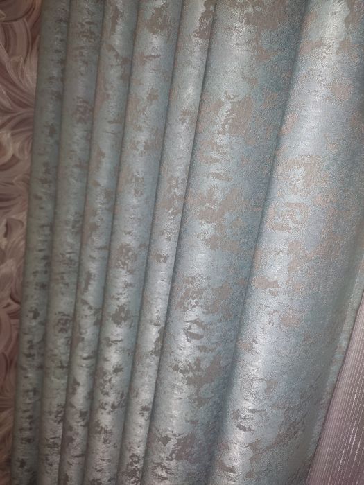 Продам шторы на люверсах