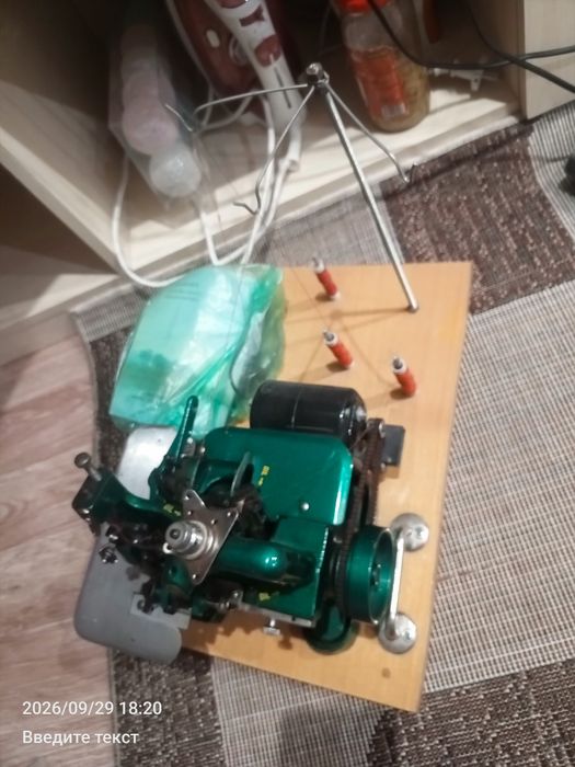 Продам оверлок рабочий