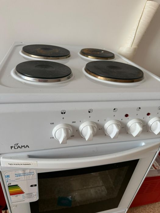 Продам электрическую плиту