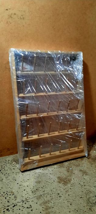 Продам полку для нити