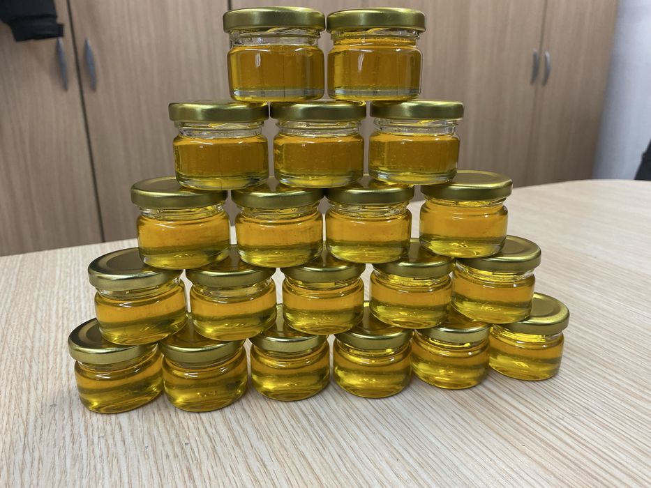 Бурканчета пълни с мед 25 мл. за подаръци-0,90 лв/бр.