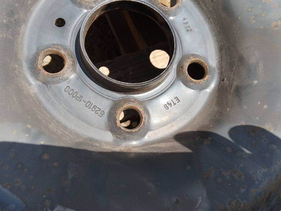 15 цола 5 х 114,3 мм Кия / Хюндай - 6 инча/ ЕТ 48