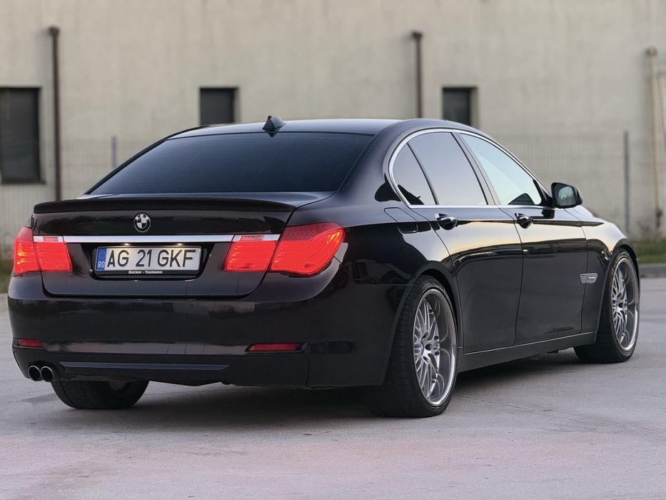 BMW Seria 7 2010 — imagine 3