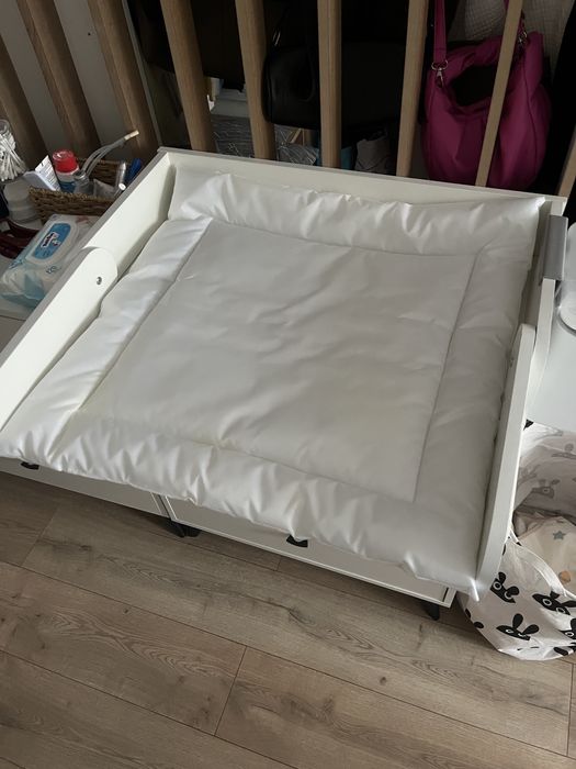 Продам детскую кроватку