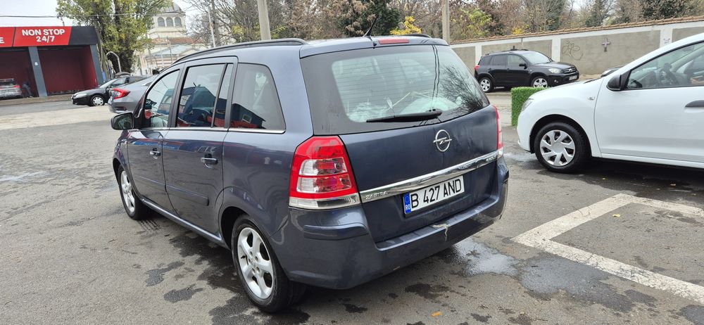 Opel Zafira B 2011 euro 5 GPL 7 locuri Bucuresti