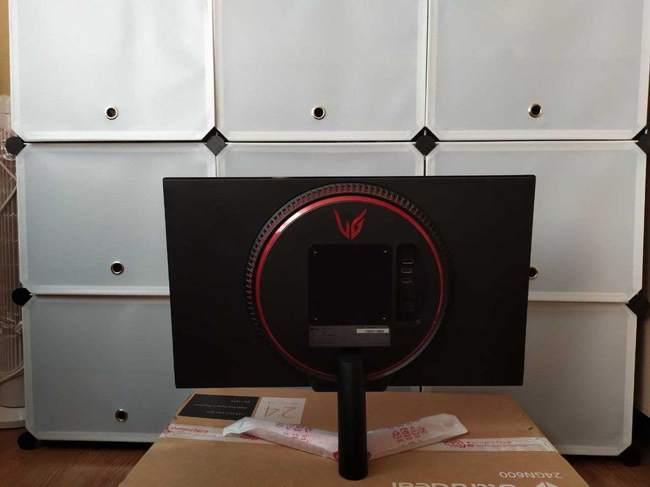 Продается игровой монитор LG 24GN600-B FHD 144Гц в отличном состоянии