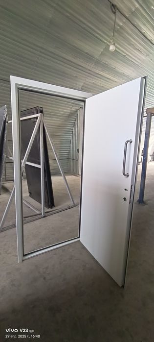 Входные металлические двери