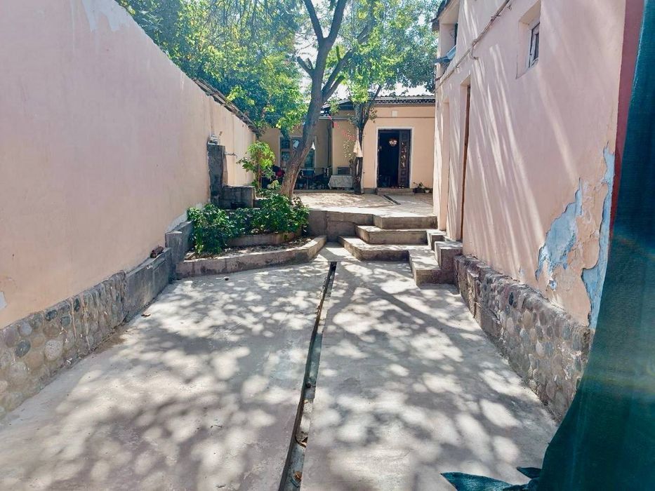 Продаётся участок на ПЯТЬСОТКЕ