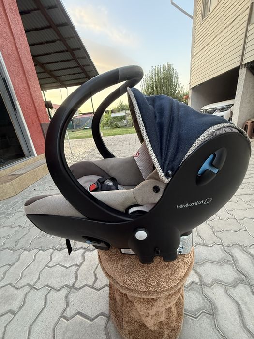 Продам автолюльку Bebe confort