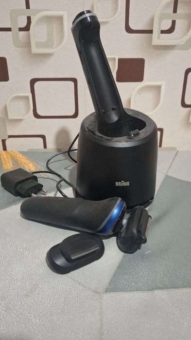 Электробритва Braun