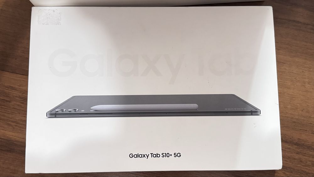 продам планшет в идеальном состояние