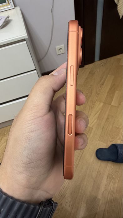 Обмен iPhone 17 pro EAC 256 gb Cosmic Orange