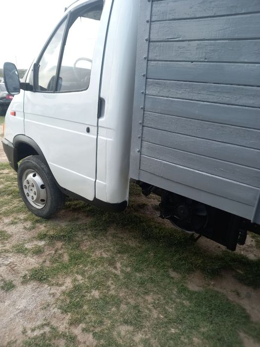 Gazel 2002 Srochni sotiladi