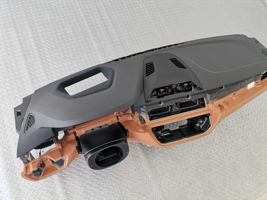 Ново Табло BMW 5 G30 G31 G38 Lci HUD Cognac гума