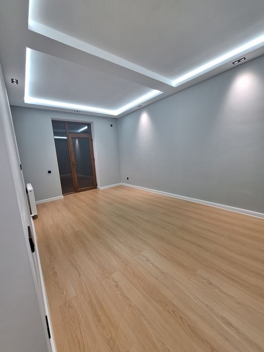 Продаю срочно 3-х комнатную квартиру в центре  Чирчика