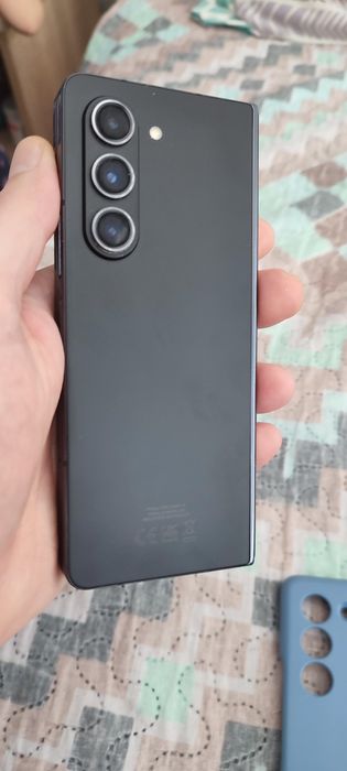 Samsung galaxy Z fold 5 512gb