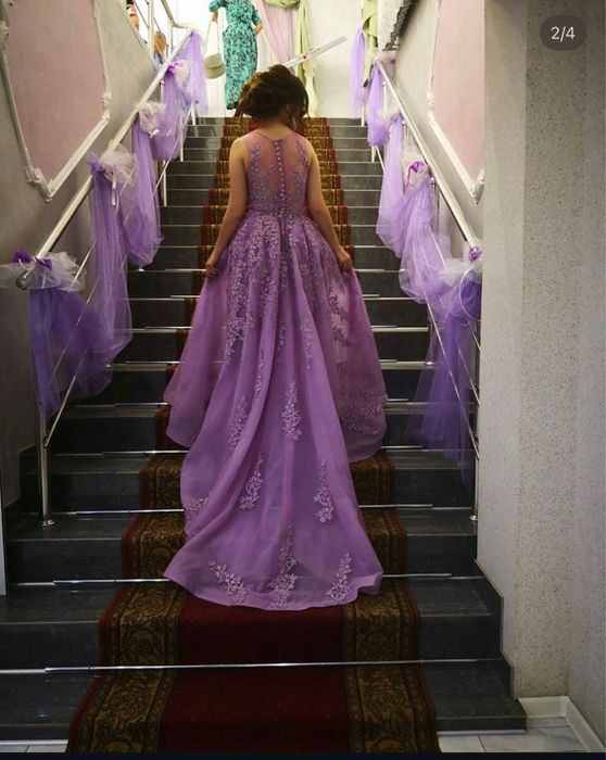 Вечерные платья