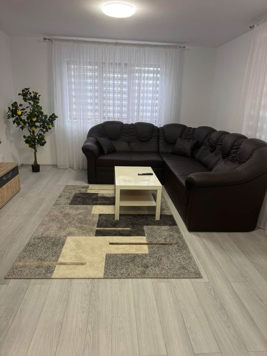Casă de vânzare în Tomsani , suprafață 110 mp, suprafață teren 800 mp, zonă liniștită , utilități , gaze , canalizare , apă și curent