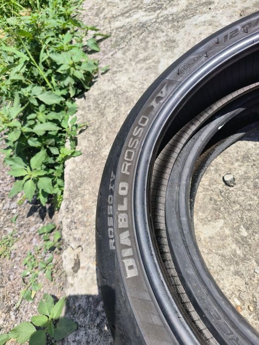 Pirelli Rosso 4.