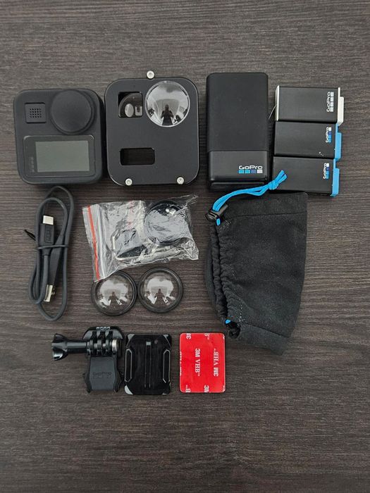Camera Gopro Max 360 cu accesorii