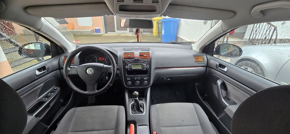 Volkswagen golf 5