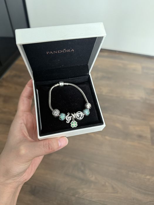 Продам браслет pandora оригинал
