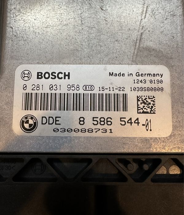 Ecu motor / Calculator motor BMW X5 F15, X6 F16 40D : 8586544