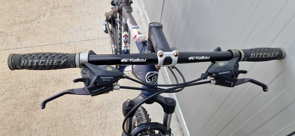 Алуминиев велосипед DIAMONDBACK колело 26"