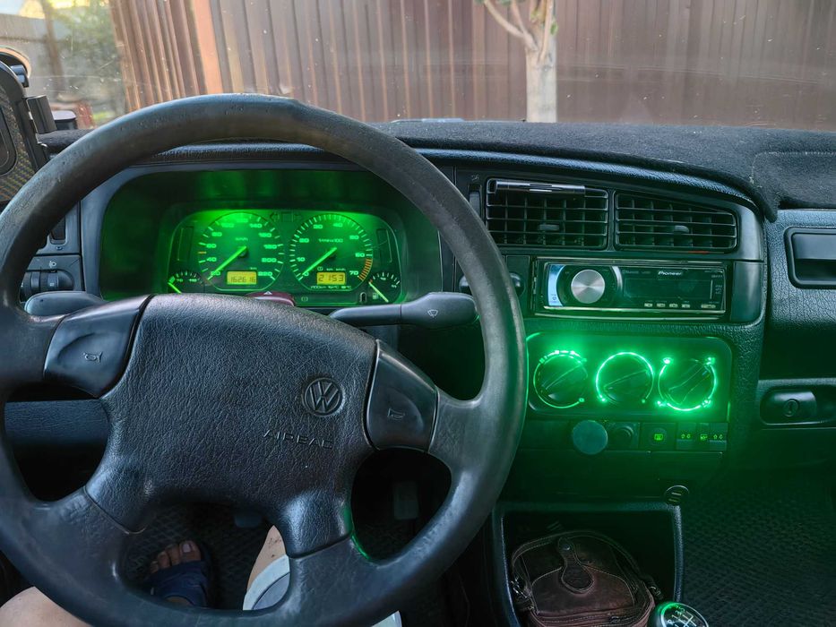 Продам машину гольф3