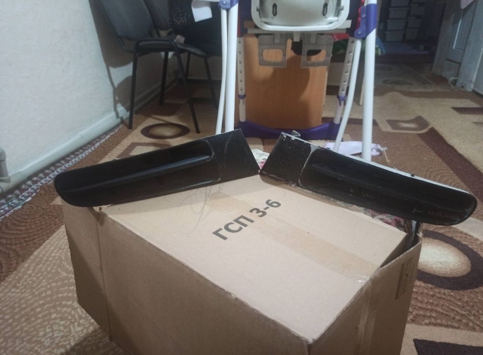 Продам фары на ипсум