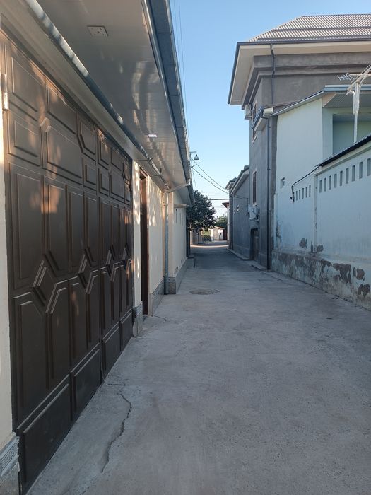 Уч ках  Парвоз ер нархида  6 сот 6 ком 115000 ИПОТ