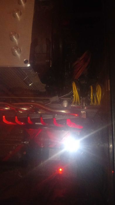 Продавам видеокарта GTX 1080 gaming ddr5x