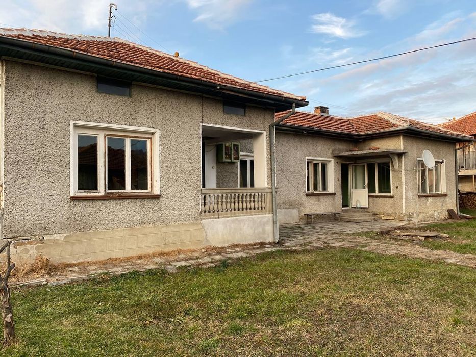Продава се Къща в Севлиево - 85 кв.м за 282 €/кв.м - Снимка #1