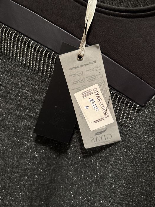 Продам платья по 5000 тг