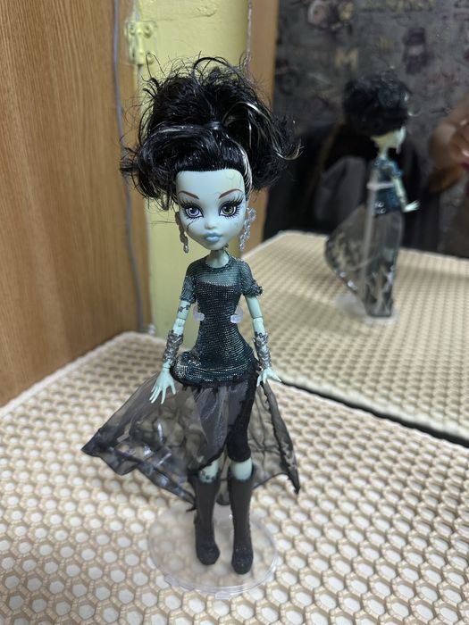 Продам куклу монстр хай!