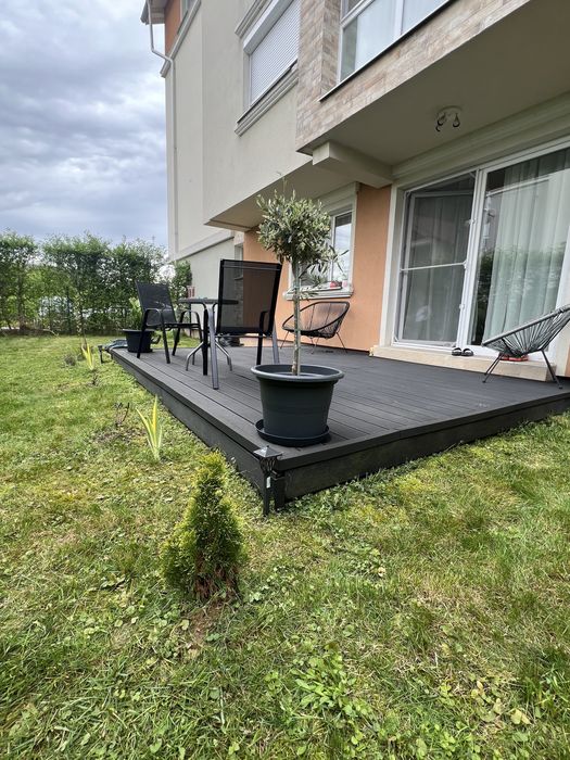 Vand ap cu gradina privata , parcare,boxa si acces la piscina complex.