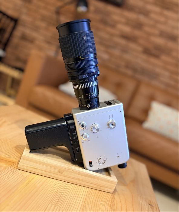 Camera Filmat cu Trepied  Nizo 500 Vintige/Obiect Decor Living/Cafenea