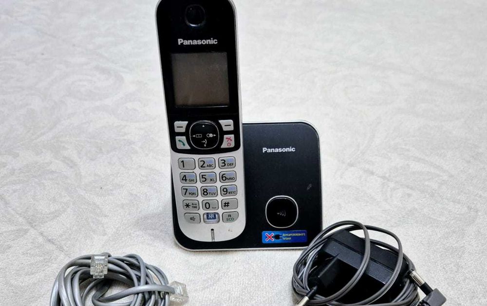 Мобильный телефон iPhone XR 10