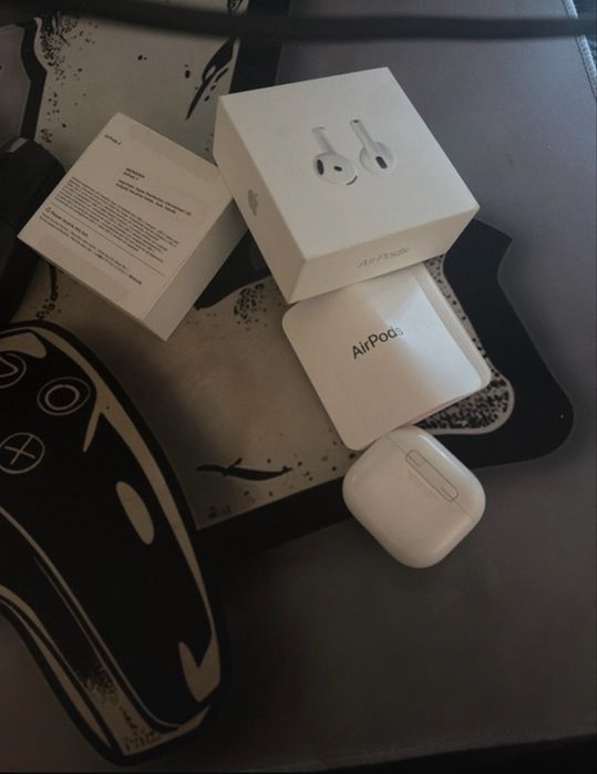 Vand Casti airpods 4!