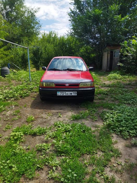 Nissan sunny 1995