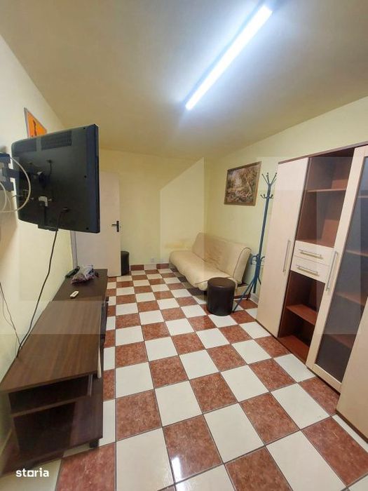 Garsoniera de vanzare, 38 mp, zona Aurel Vlaicu