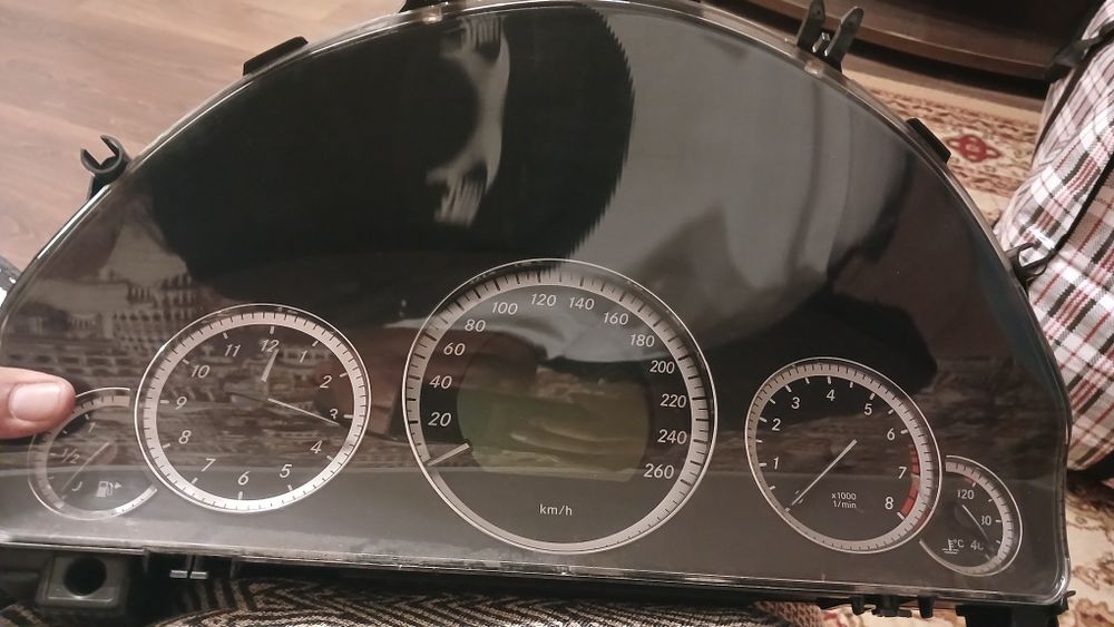 Приборная панель Мерседес (W212, W204) Оригинал с Е класса