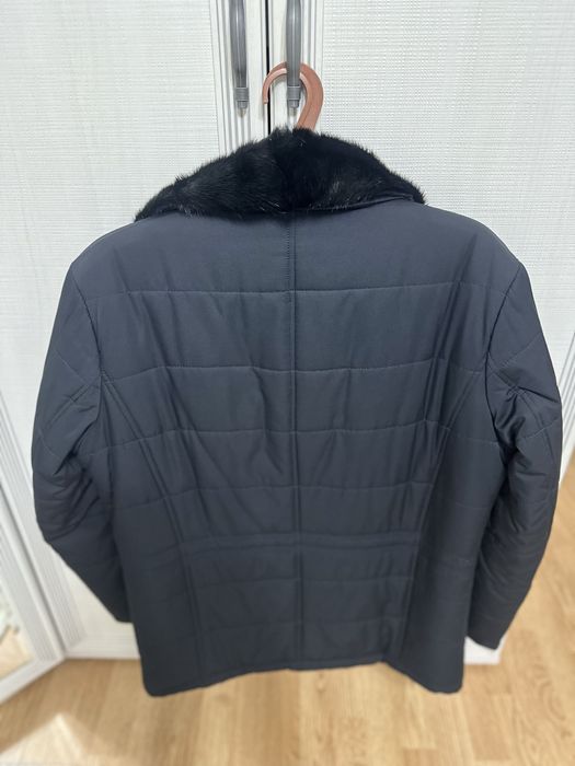 Новая мужская куртка