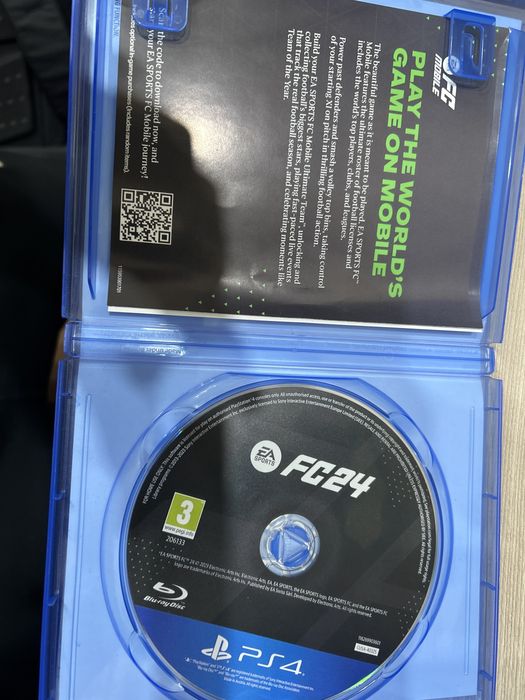 Продаю фифу 23 и фк 24