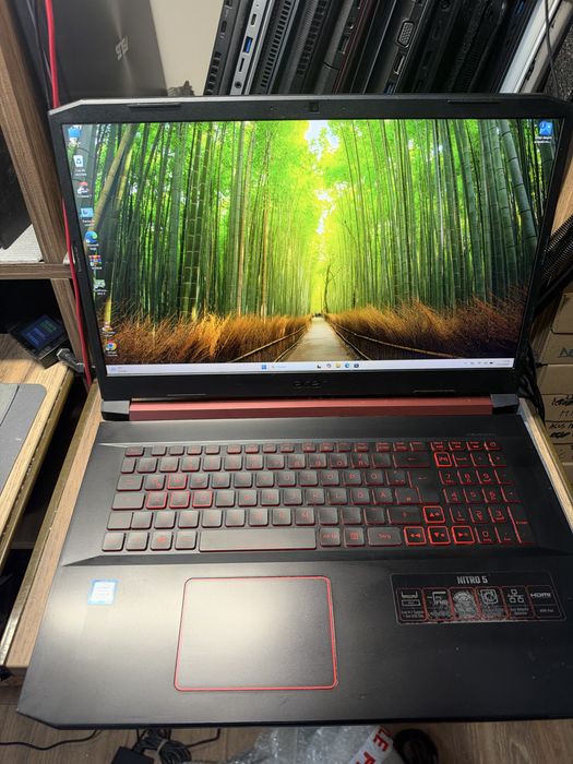 Laptop Gaming Acer i5 9gen 16g 512g nvme GTX1650 4g 17FHD