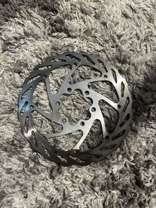 2 броя диска 140 мм